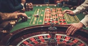 Tabel pembayaran Dice Game menunjukkan rasio untuk setiap pasar